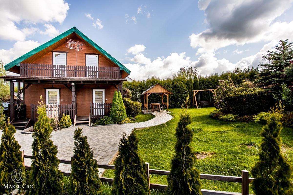 Domki U Strazaka Obiekt Caloroczny Solina  Bagian luar foto